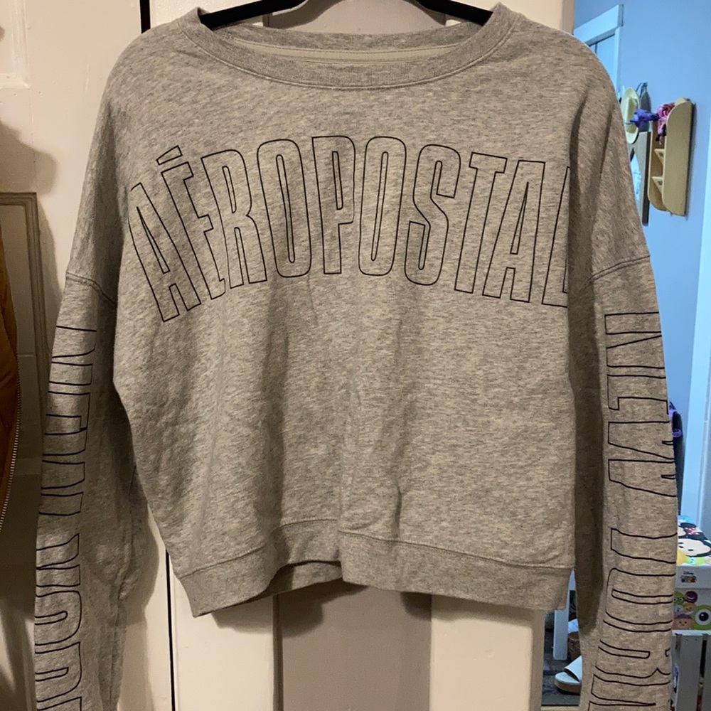 Cropped Aeropostale sweatshirt